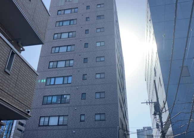 【外観】 | リッツタワー八王子 | マンションの外観は非常に重要なポイントです！外観の善し悪しは資産価値に大きな影響を与えます。外観のいいマンションを購入することで、高値で売却がしやすく、買い手が見つかりやすいというメリットがあります。