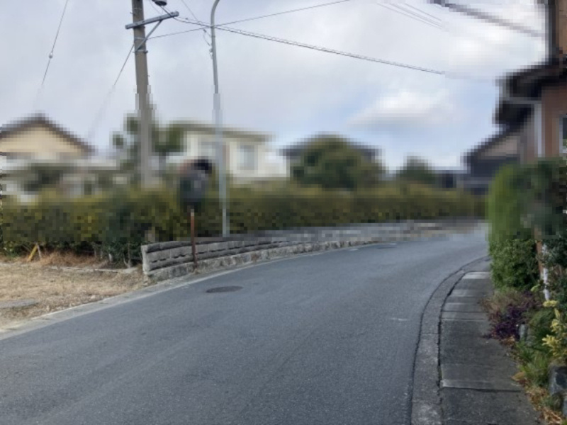 売地　豊川市御津町下佐脇郷中79の周辺|前面道路含む現地写真