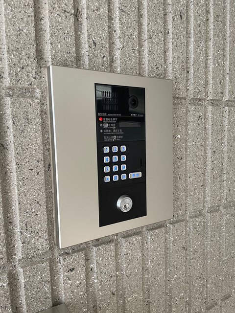 ビ・キクヤのセキュリティ|オートロック付きのエントランス