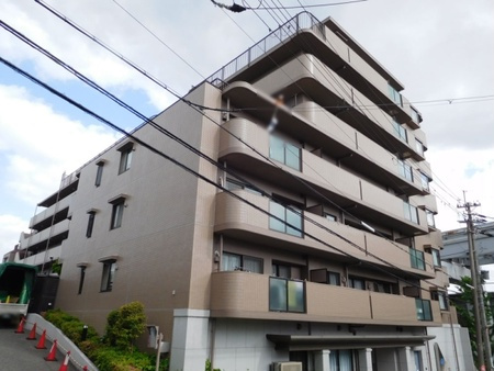 クラウンハイム豊中柴原モノレール駅前