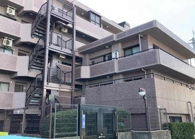【外観】 | ヒューマンスクエア豊田 | ＳＲＣ造は強度や耐震性の面でもRC造と比べて優れています。そのため、10階建以上の高層または超高層マンションなどの建築にも多く採用されています。柱や梁などのサイズが小さくても高い耐震性を確保できます。