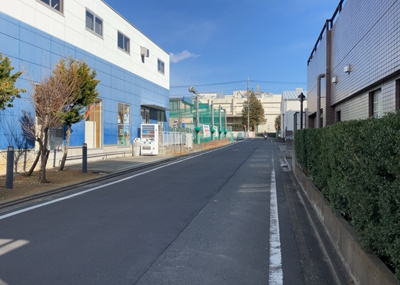 【展望】 | ヒューマンスクエア豊田 | 眺望を気にして物件を探す場合、前面に建物が建っていないか現地で確認しましょう！前面に建物があると景色はもちろん、日当たりや風通しにも影響が出てきます。住んだ時のことを想像しながら現地見学をしましょう。