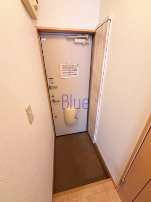 【玄関】 | グラナーダ湘南