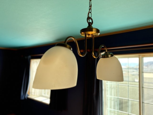 売中古戸建　清水町伏見のその他|アンティ－ク調のおしゃれな照明が、落ち着いた雰囲気の空間を演出します。