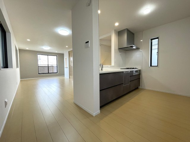 【前面道路含む現地写真】 | 和光市諏訪　新築分譲住宅　全2棟（成増店） | 完成施工例のご案内も可能です。