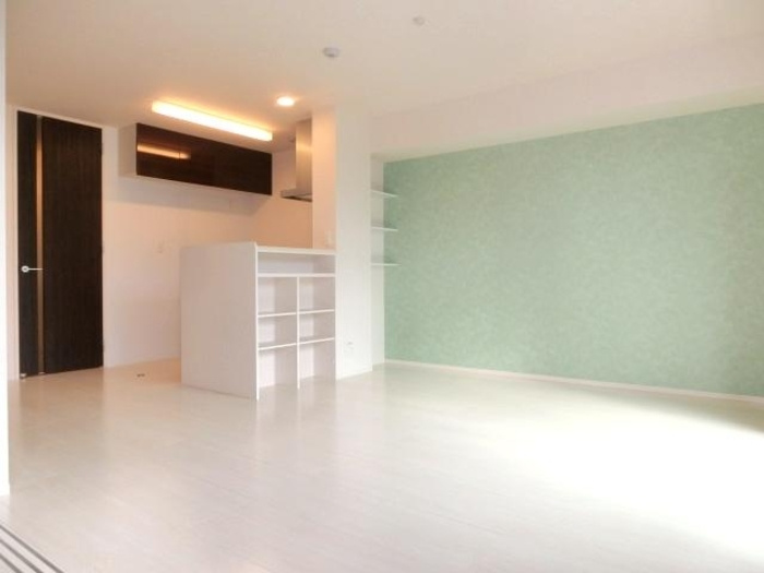 フリージアヒルズの居間・リビング