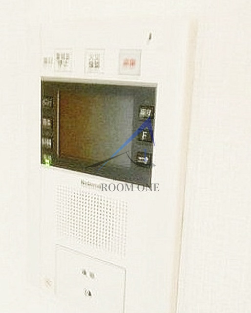 プレミアコート桜台のセキュリティ|モニター付きインターホンです。