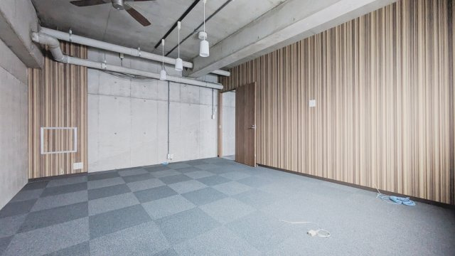 【ロビー】 | KIKI'S FLAT　地下1階店舗