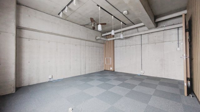 【ロビー】 | KIKI'S FLAT　地下1階店舗