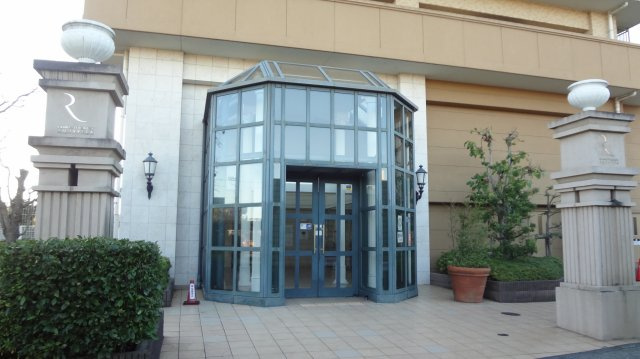 グランシティレイディアントアクアヴィータのエントランス|毎日通るエントランスはこのようになっています