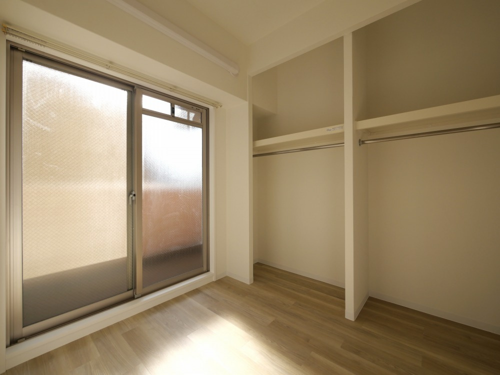 大阪市西区九条１丁目の賃貸マンションの収納