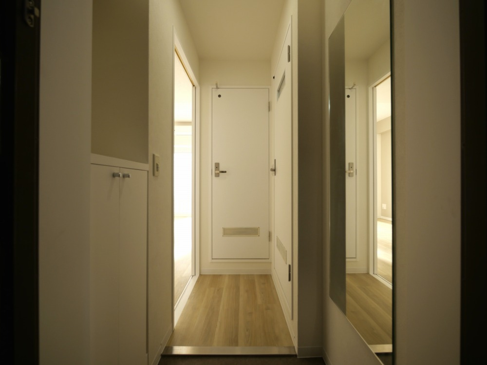 大阪市西区九条１丁目の賃貸マンションの玄関