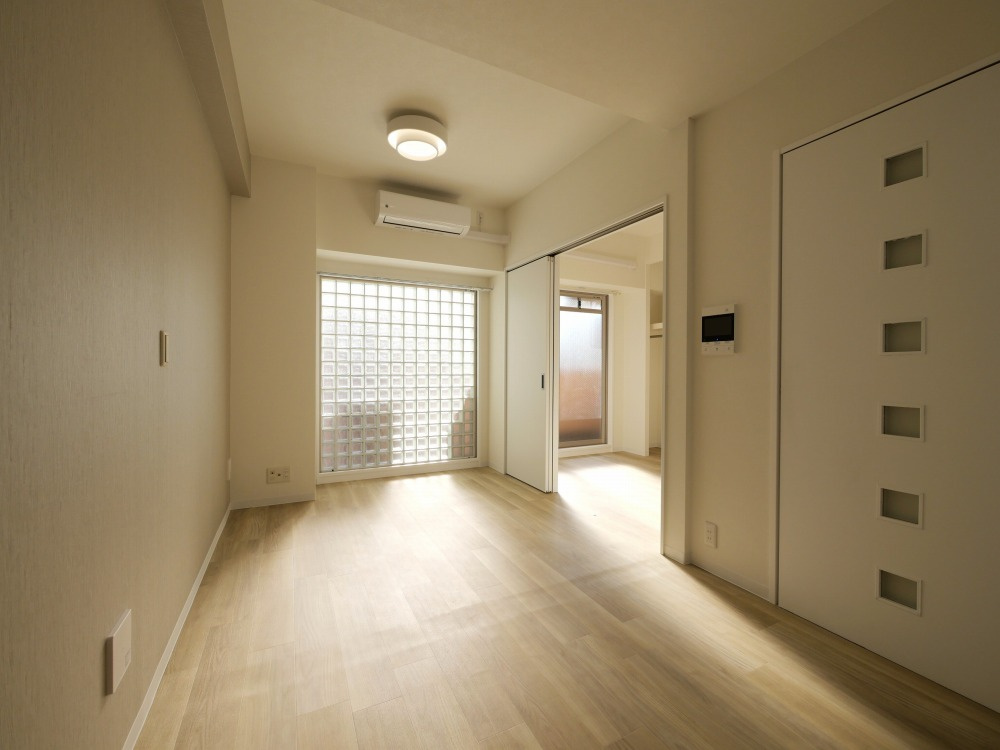 大阪市西区九条１丁目の賃貸マンションの居間・リビング