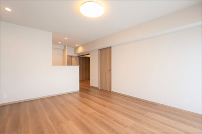 【居間・リビング】 | 勾当台ハイツ