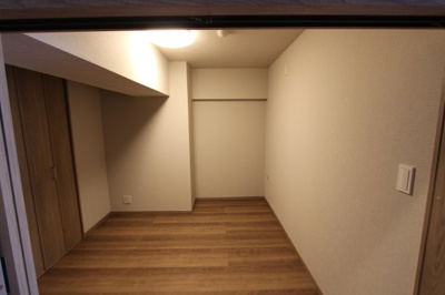 【洋室】 | 勾当台ハイツ | 5.1帖