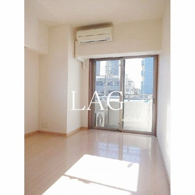 【居間・リビング】 | プレール・ドゥーク西大島駅前 | 洋室のお部屋です。