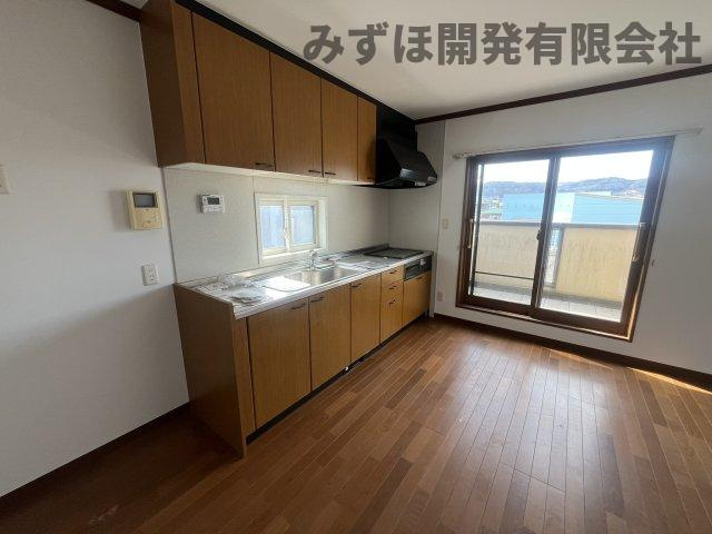 東村山郡山辺町大字大塚822-1の和室