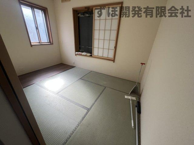 東村山郡山辺町大字大塚822-1の洋室