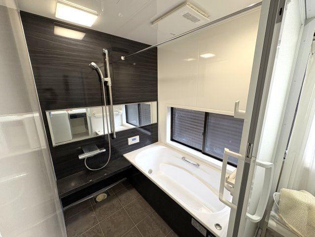 西大島売家の浴室