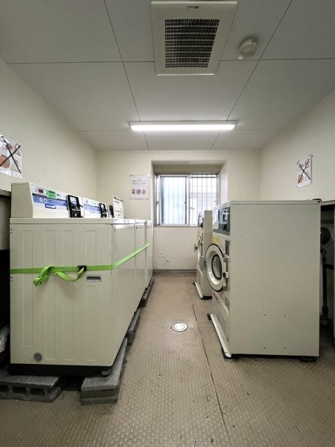メゾン池袋のその他共用部分|コインランドリー