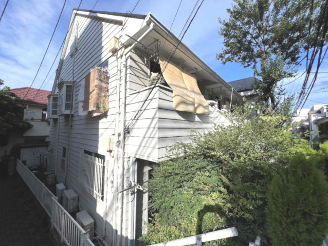 フリーデ四谷のエントランス|ゆとりのあるエントランスです