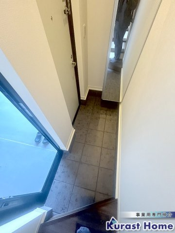 【玄関】 | East Garage Place(イーストガレージプレイス)