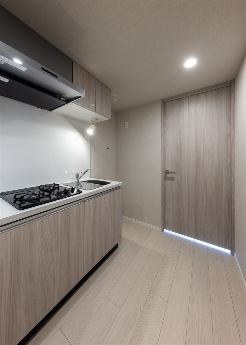 DIPS明大前のキッチン|コンパクトなキッチンで掃除もラクラク