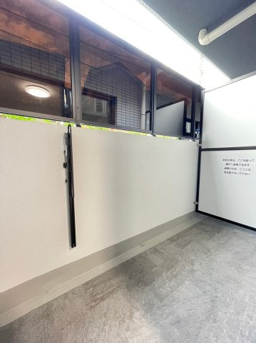 DIPS明大前のバルコニー|お洗濯にも便利なバルコニー付き