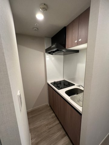 DIPS上野NORTHのキッチン|コンパクトなキッチンで掃除もラクラク