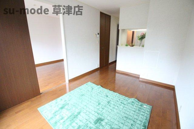 【居間・リビング】 | メゾン栗東 | 使いやすい居間です