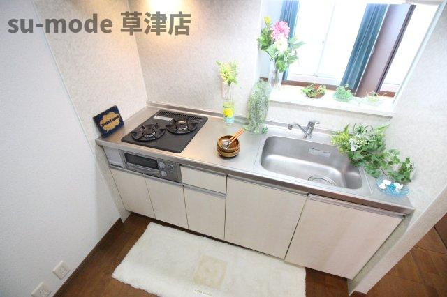 【キッチン】 | メゾン栗東 | キッチンでお料理をお楽しみください