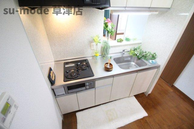 【キッチン】 | メゾン栗東 | キッチンでお料理をお楽しみください