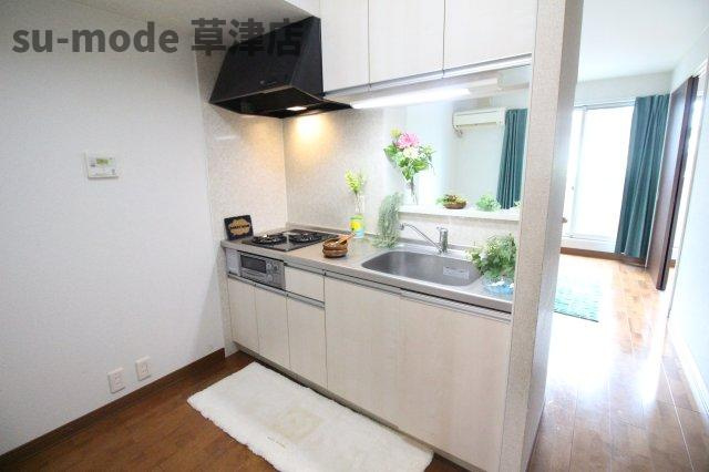 【キッチン】 | メゾン栗東 | きれいなキッチンです