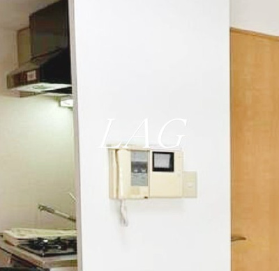 【設備】 | プレール・ドゥーク神田 | モニター付きインターホンです。