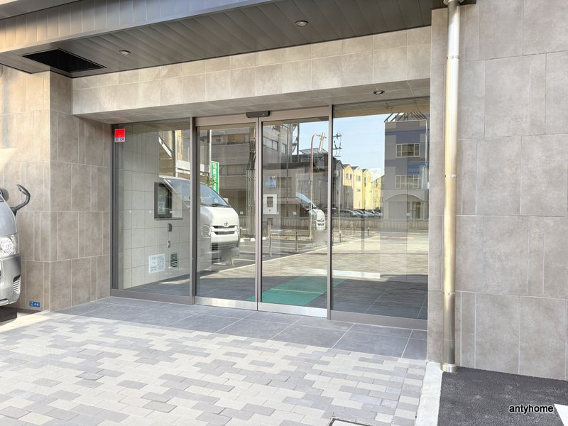 エスリード ザ・フォルテス大阪　仲介手数料無料のエントランス