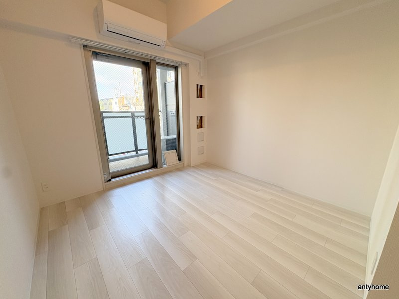 エスリード ザ・フォルテス大阪　仲介手数料無料の居間・リビング