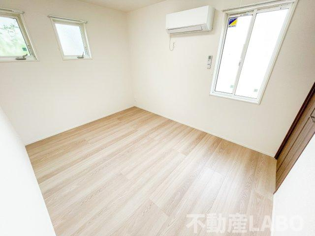 クラシスト東粉浜WESTの洋室