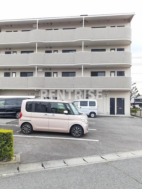 エーデルメゾンの駐車場|駐車場