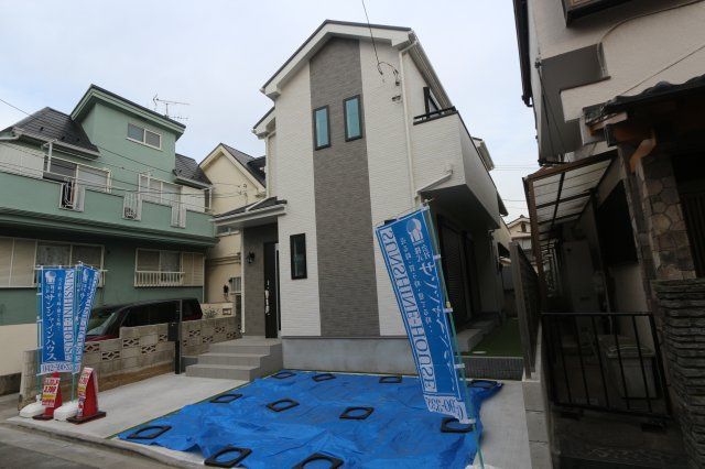 【Heartfull Town】小平栄町の外観|リビングイン階段と対面式キッチン。家族の自然なふれあいを重視したプラン♪
