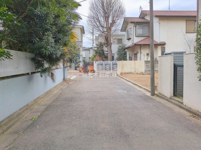 練馬区大泉学園町6丁目 限定1区画の前面道路含む現地写真