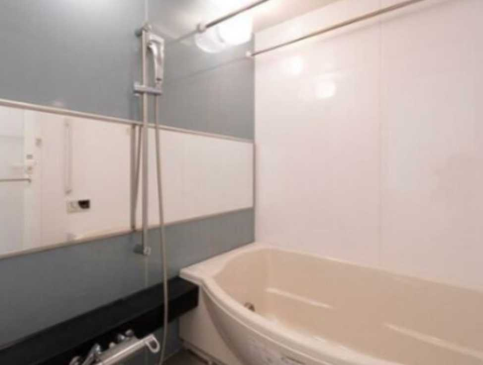 コンフォリア用賀　礼金0　ペット相談　ルーフバルコニーの浴室