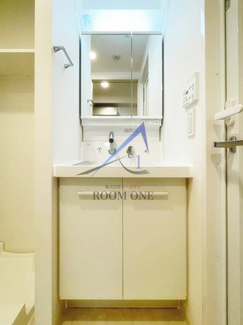 トラバース門前仲町の洗面所|洗面台です。