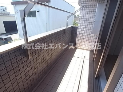 【バルコニー】 | パルティシオン | バルコニー付きです