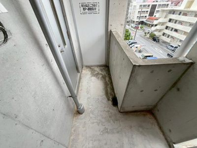 【バルコニー】 | アバンセ天久 | アバンセ天久★那覇市天久エリア