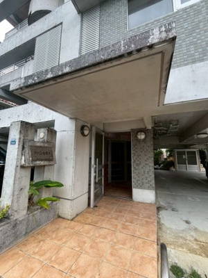 【エントランス】 | アバンセ天久 | アバンセ天久★那覇市天久エリア