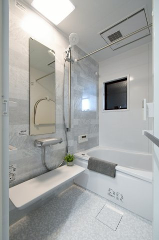 ーサンライフ門司駅前ー2LDKー中古マンション　【門司区　中古マンション】の浴室|浴室サイズは12165♪５時間で2.5度程度しか下がりません♪