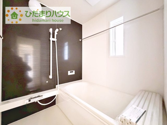 【浴室】 | 結城市結城第43　新築戸建　2号棟 | 大人が足を伸ばしても十分な広さ！一人でゆっくりくつろぐ時間も大切です！