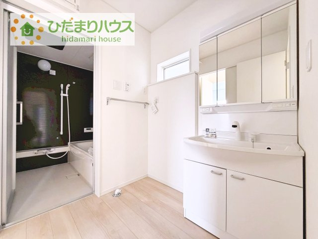 【独立洗面台】 | 結城市結城第43　新築戸建　2号棟 | シンプルで使い勝手の良い独立洗面台！