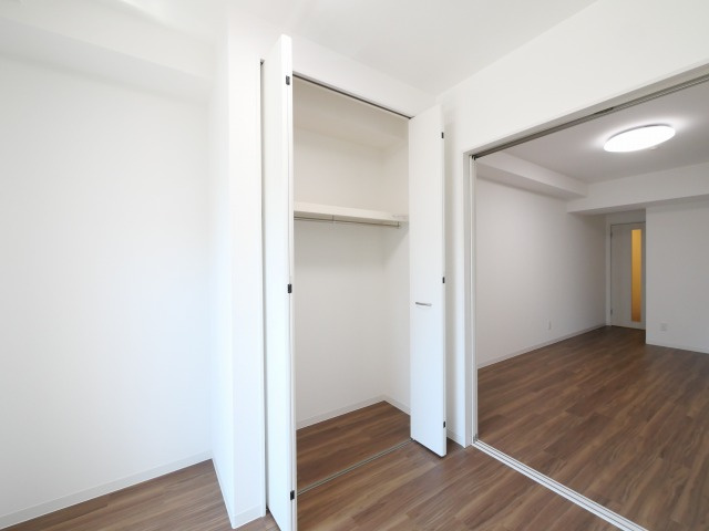 大阪市天王寺区東上町の賃貸マンションの収納