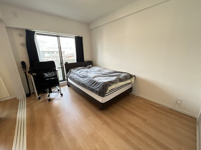 【洋室】 | 阪急西宮マンション | ゆったりした洋室です